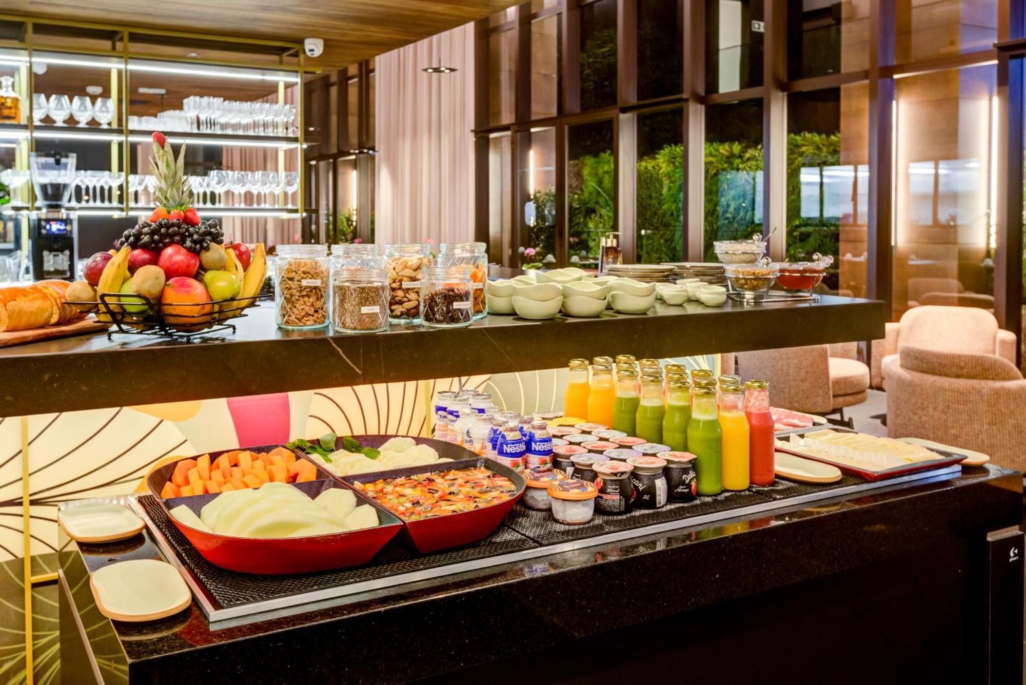 Qoya Sao Paulo Paulista, Curio Collection By Hilton Hotel Exterior photo